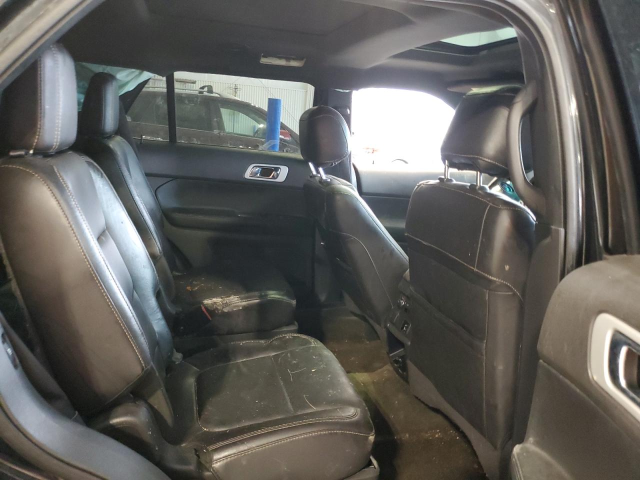 Ford Explorer Sport Image 6