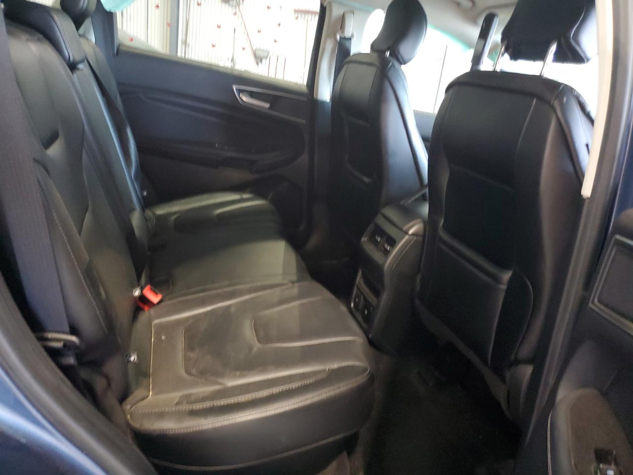 Ford Edge Titanium Image 6