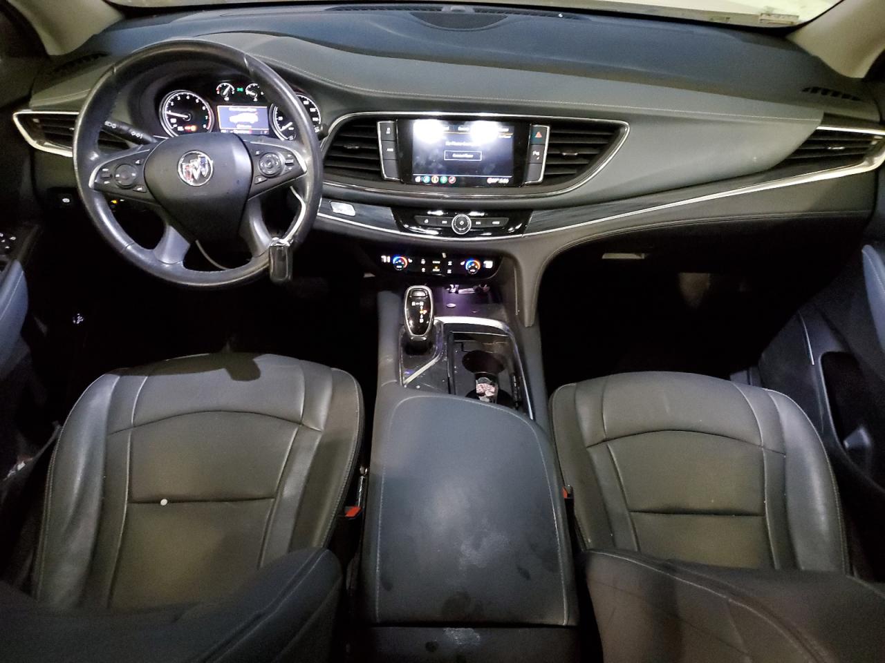 Buick Enclave Essence Image 3