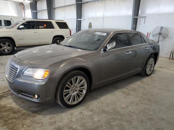  Salvage Chrysler 300