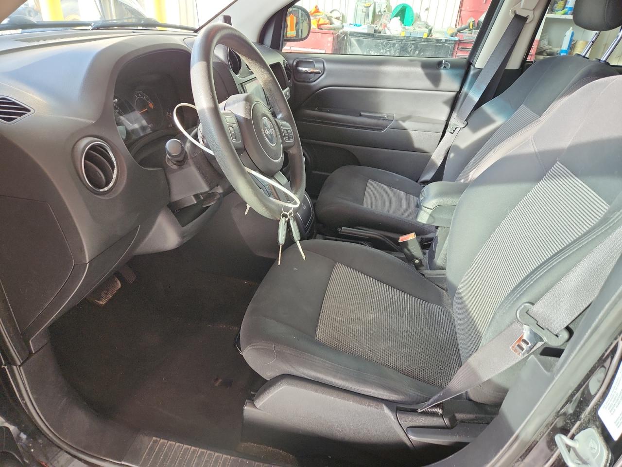 Jeep Compass Sport Image 4