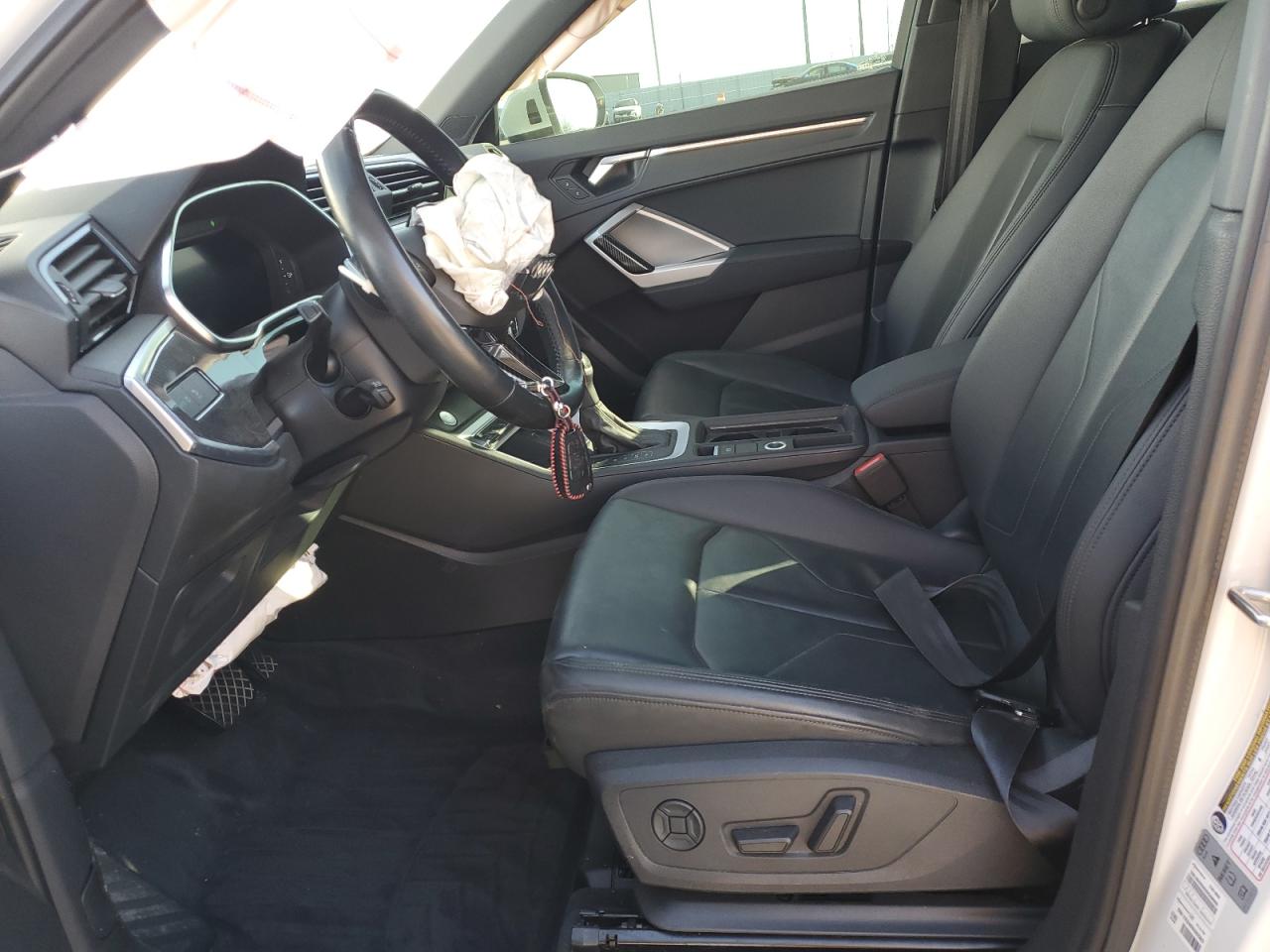 Audi Q3 Prestige S-line Image 9