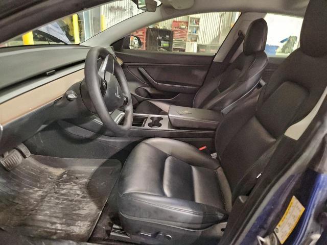 Tesla Model 3 Image 3