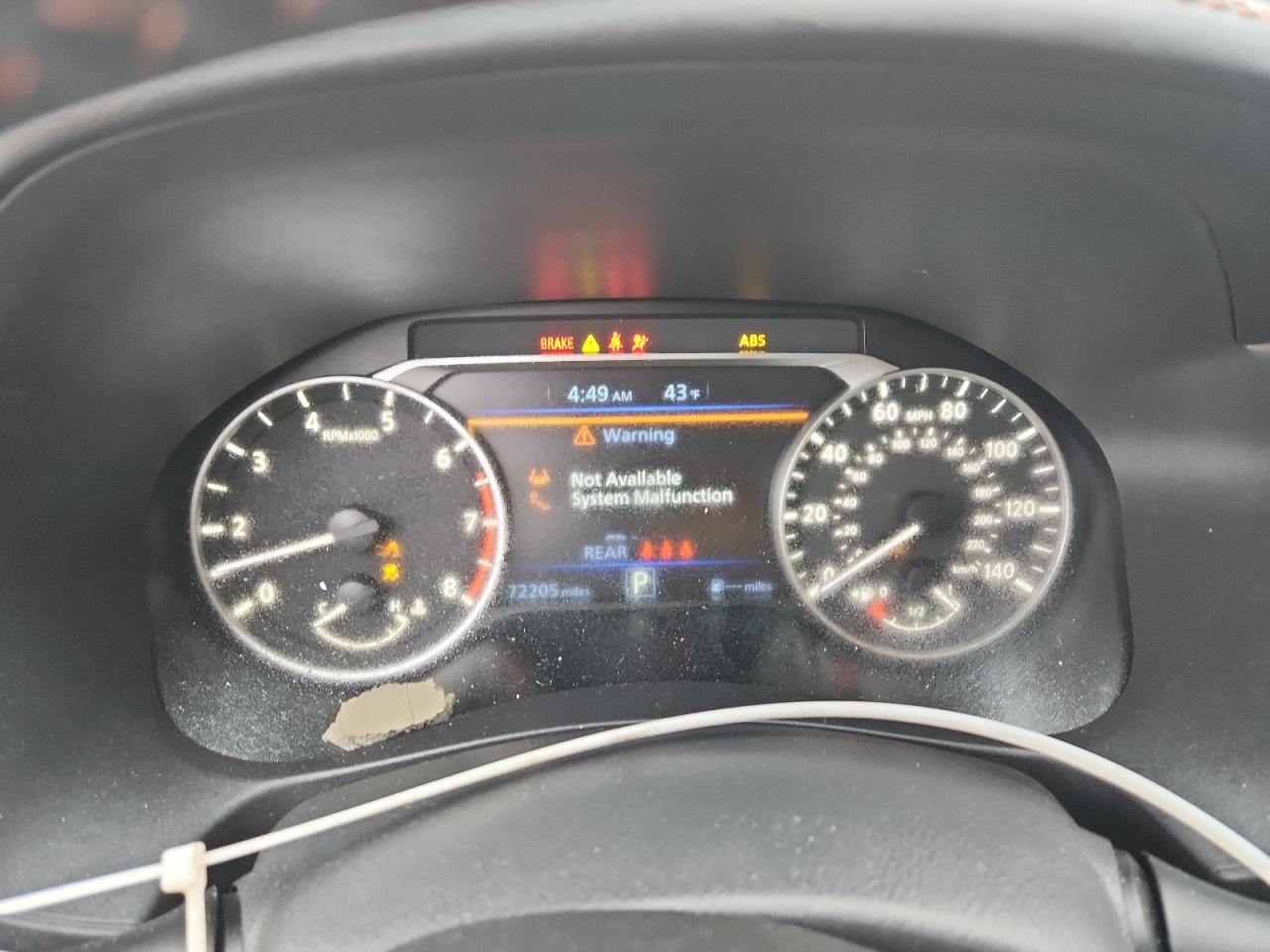 Nissan Altima Sr Image 11