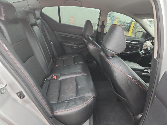 Nissan Altima Sr Image 7