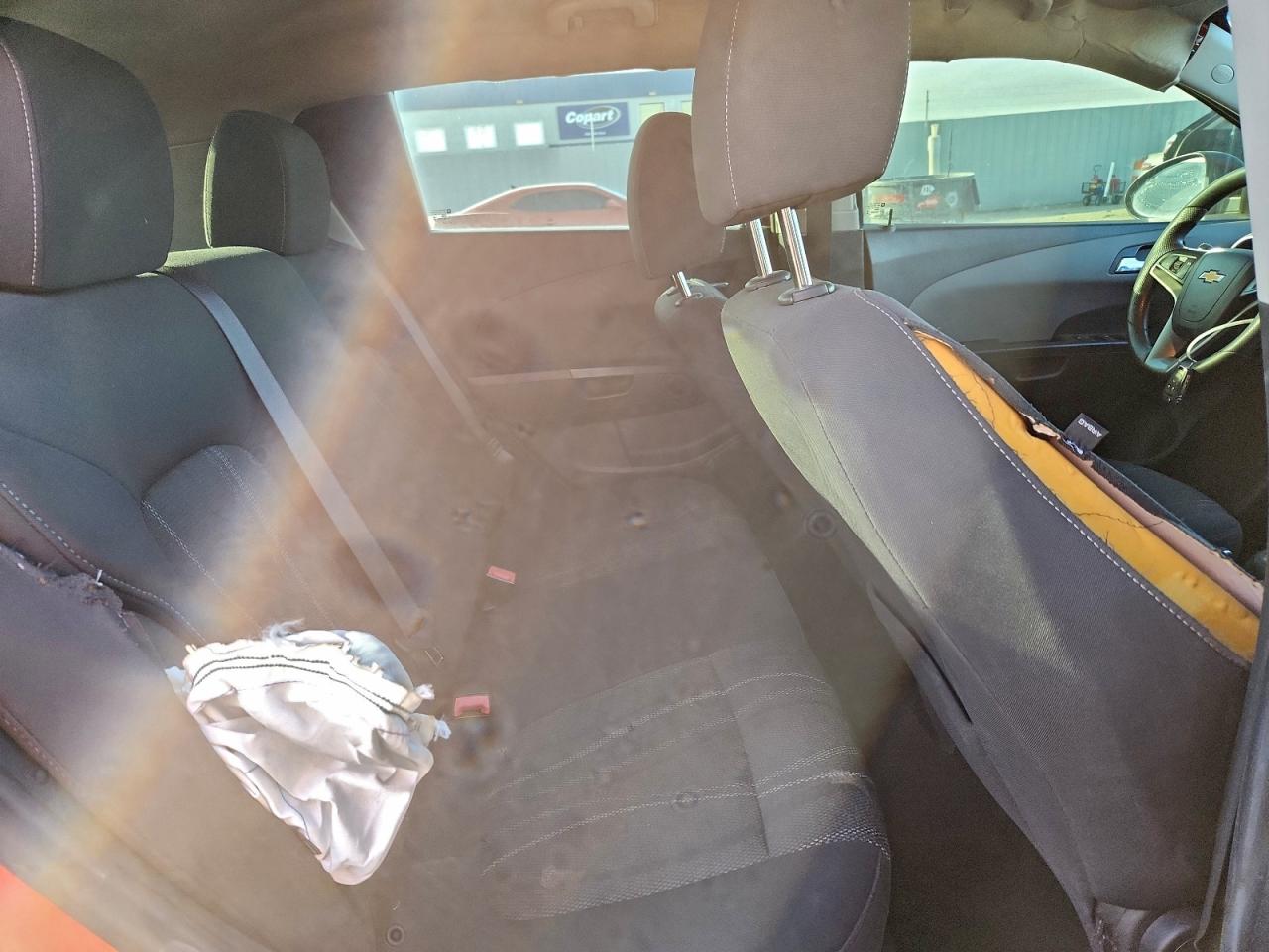 Chevrolet Sonic Lt Image 11