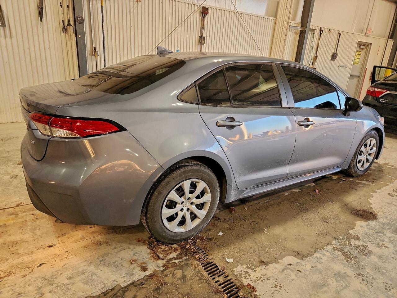 Toyota Corolla Le Image 7