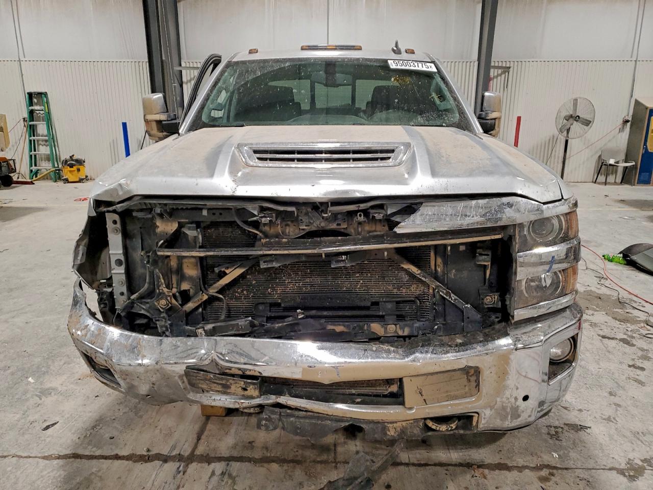 Chevrolet Silverado K3500 Ltz Image 7