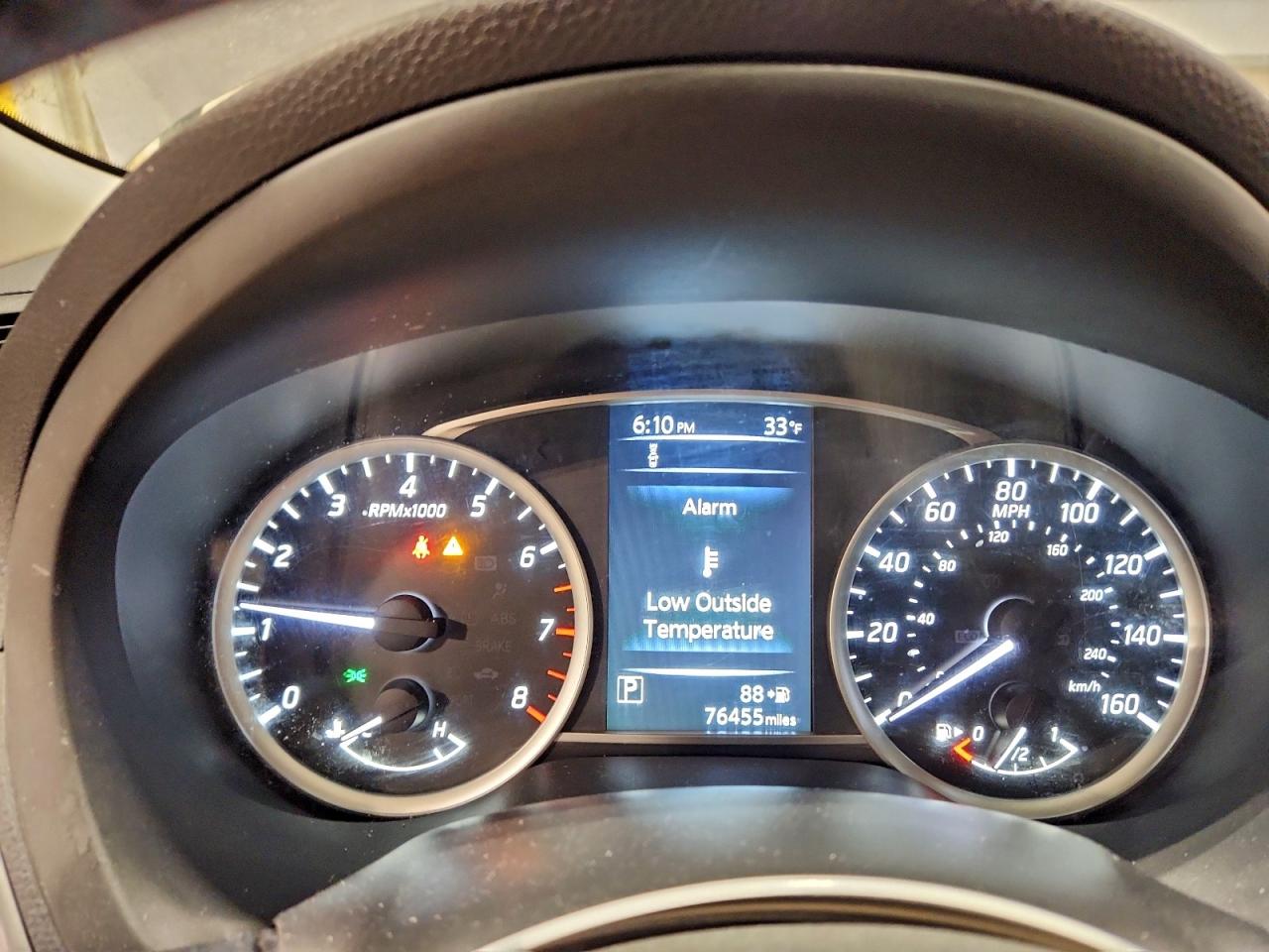 Nissan Sentra S Image 7