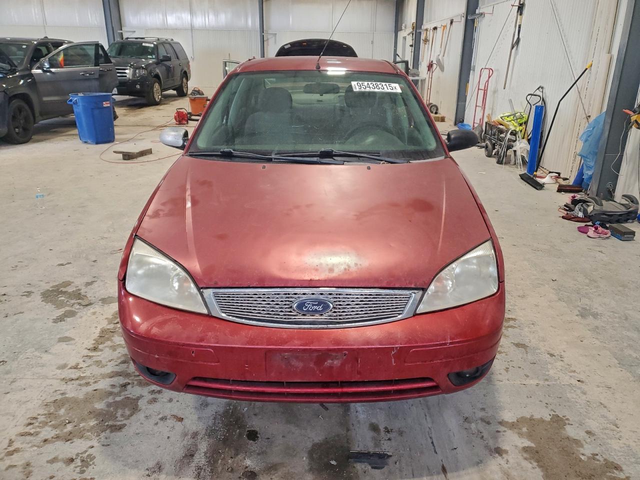 Ford Focus Zx4 Image 10