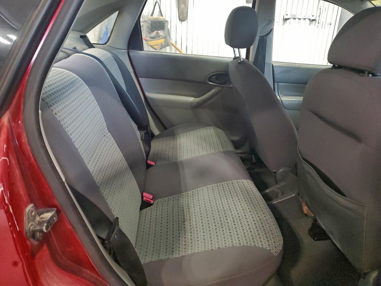 Ford Focus Zx4 Image 7