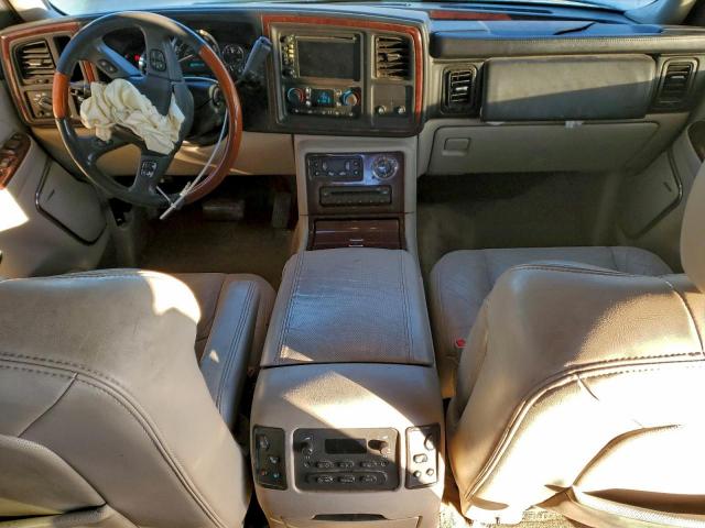 Cadillac Escalade Esv Image 8