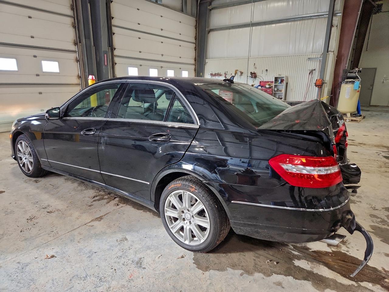 Mercedes-Benz E-Class 350 4matic Image 4