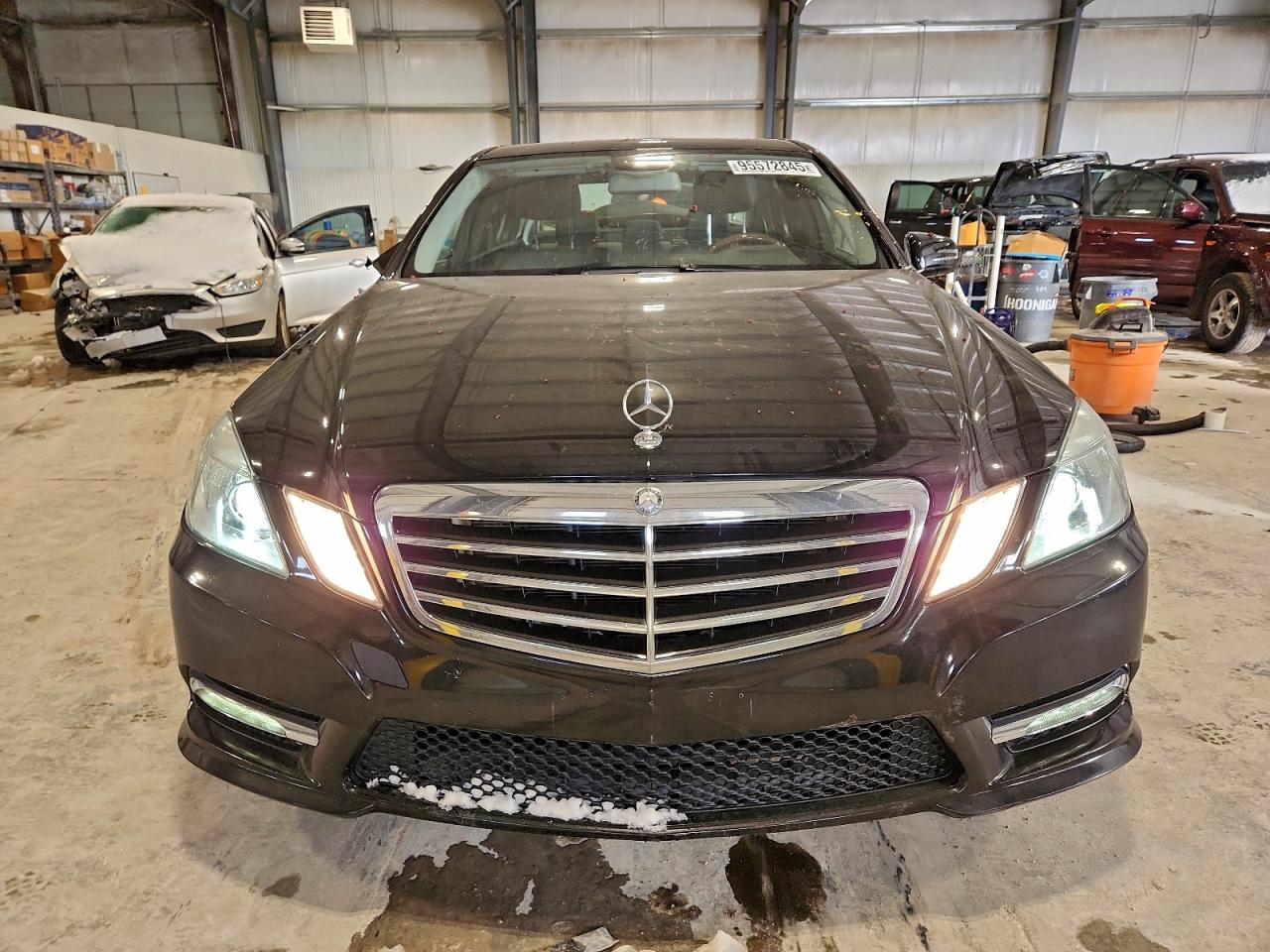 Mercedes-Benz E-Class 350 4matic Image 2