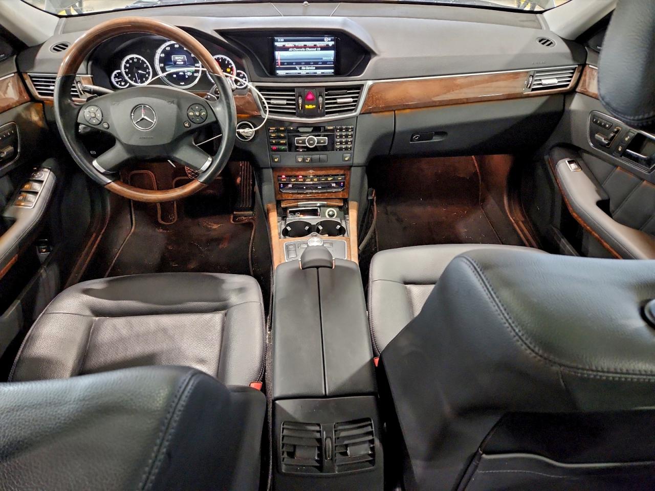 Mercedes-Benz E-Class 350 4matic Image 9