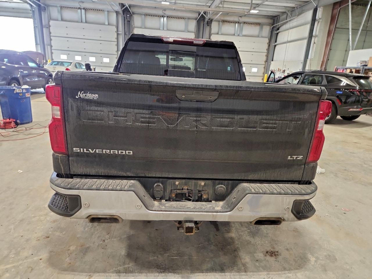 Chevrolet Silverado K1500 Ltz Image 7