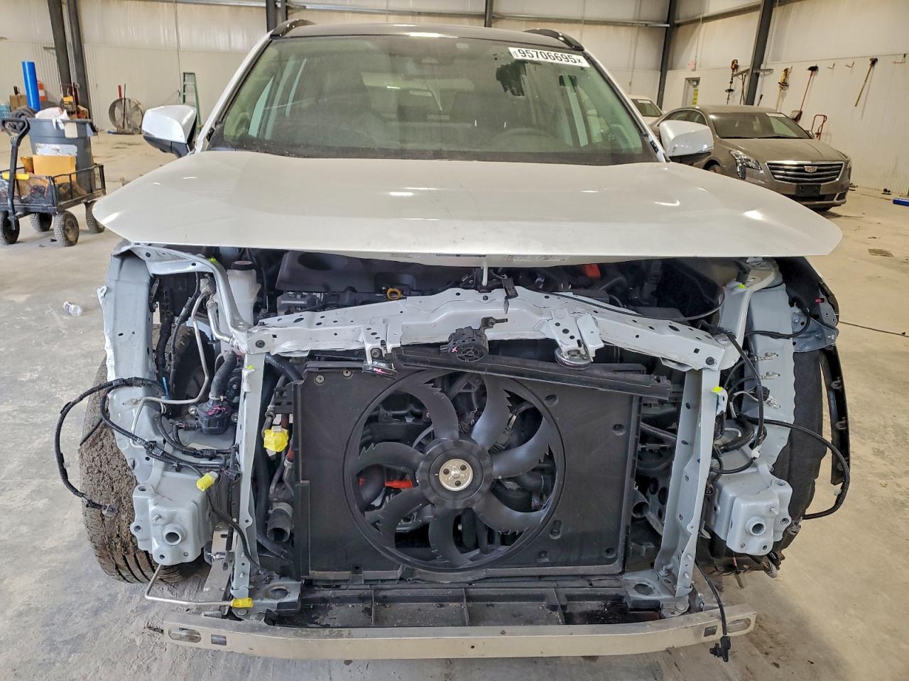 Toyota RAV4 Limited Image 4