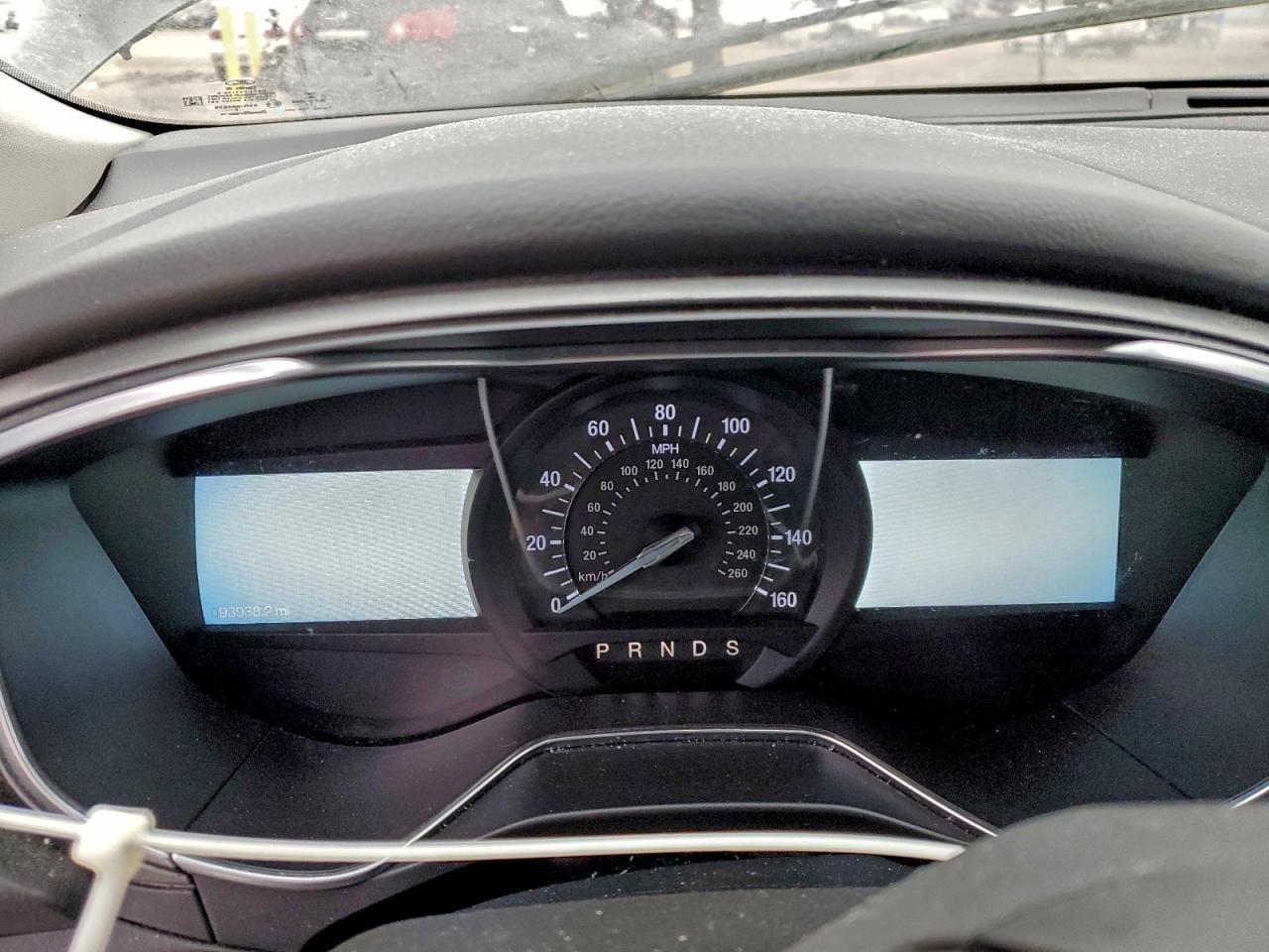 Ford Fusion Titanium Image 2