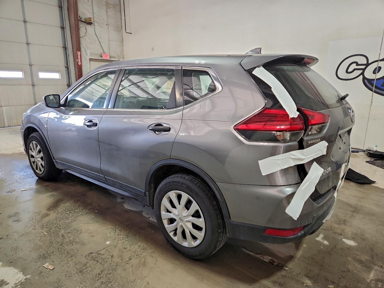 Nissan Rogue S Image 5