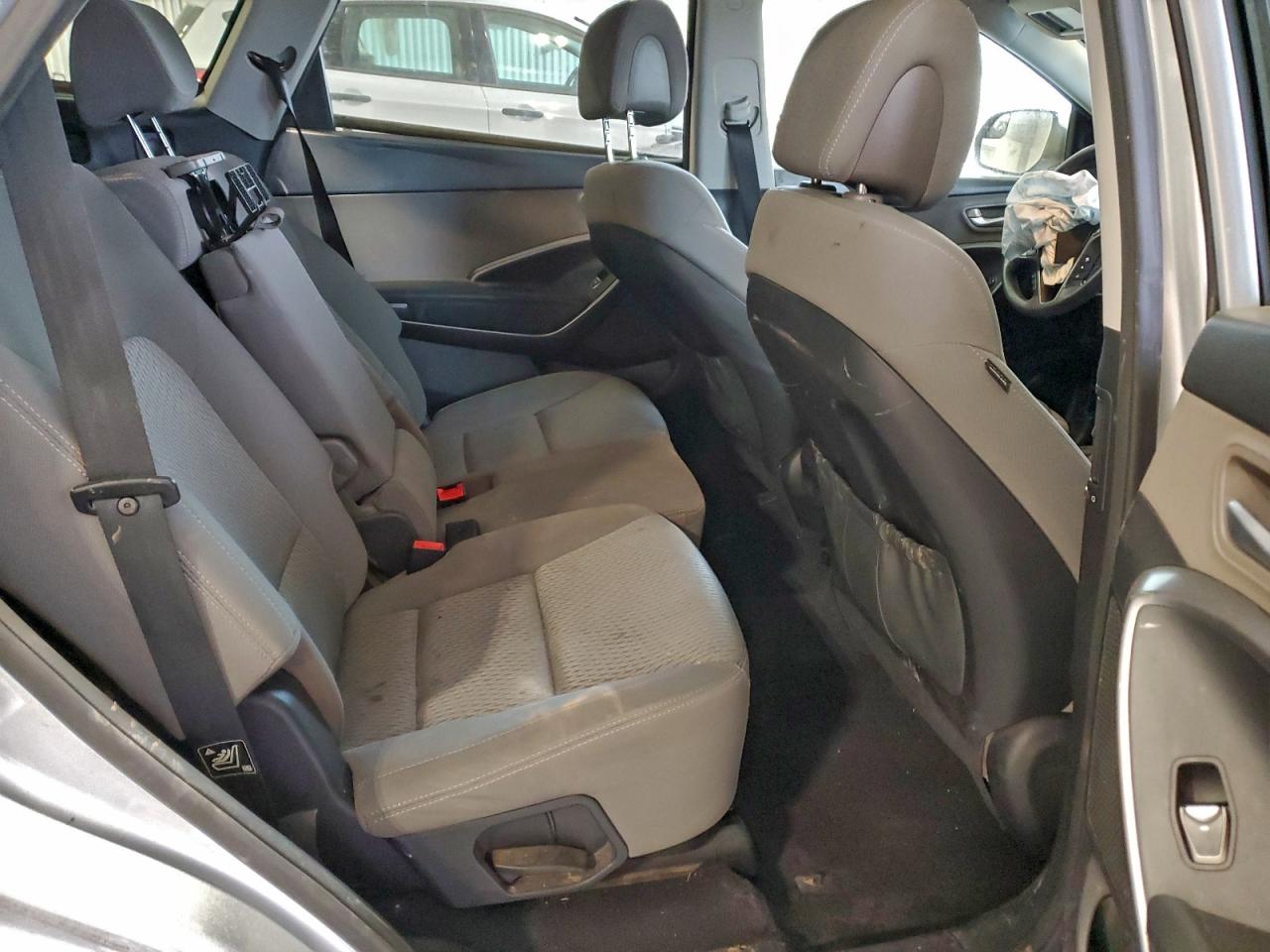 Hyundai SANTA FE Se Image 3