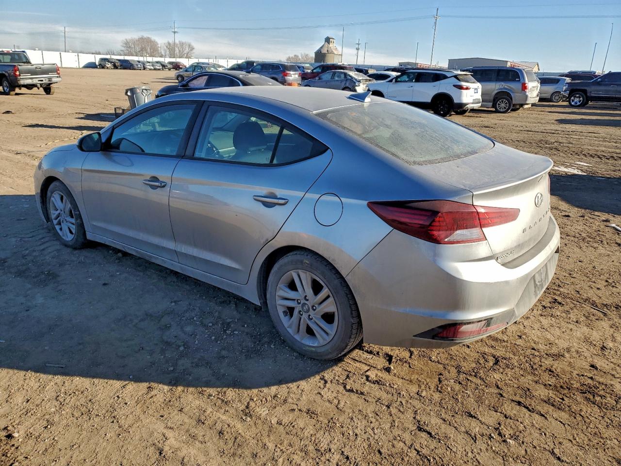 Hyundai ELANTRA Sel Image 10