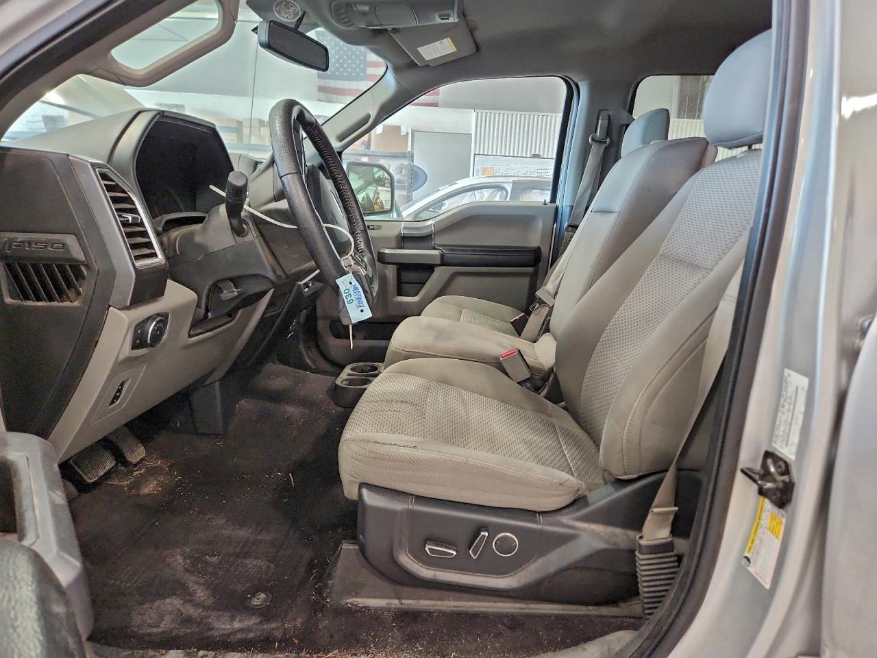 Ford F-150 Supercrew Image 2