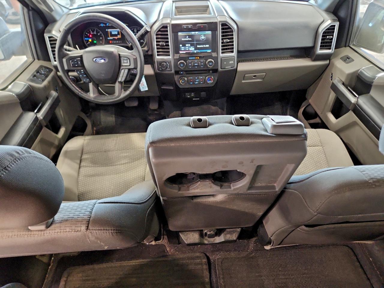 Ford F-150 Supercrew Image 12