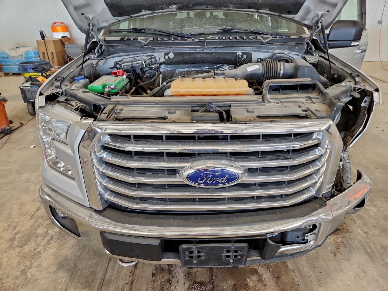 Ford F-150 Supercrew Image 10