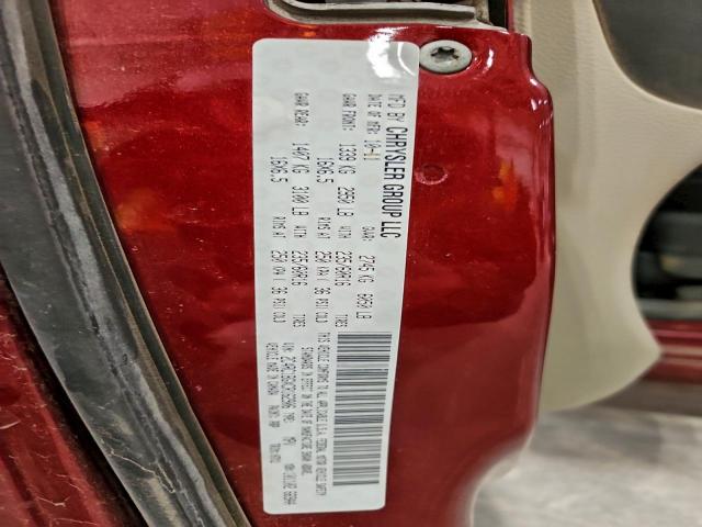 Chrysler Minivan Touring Image 9