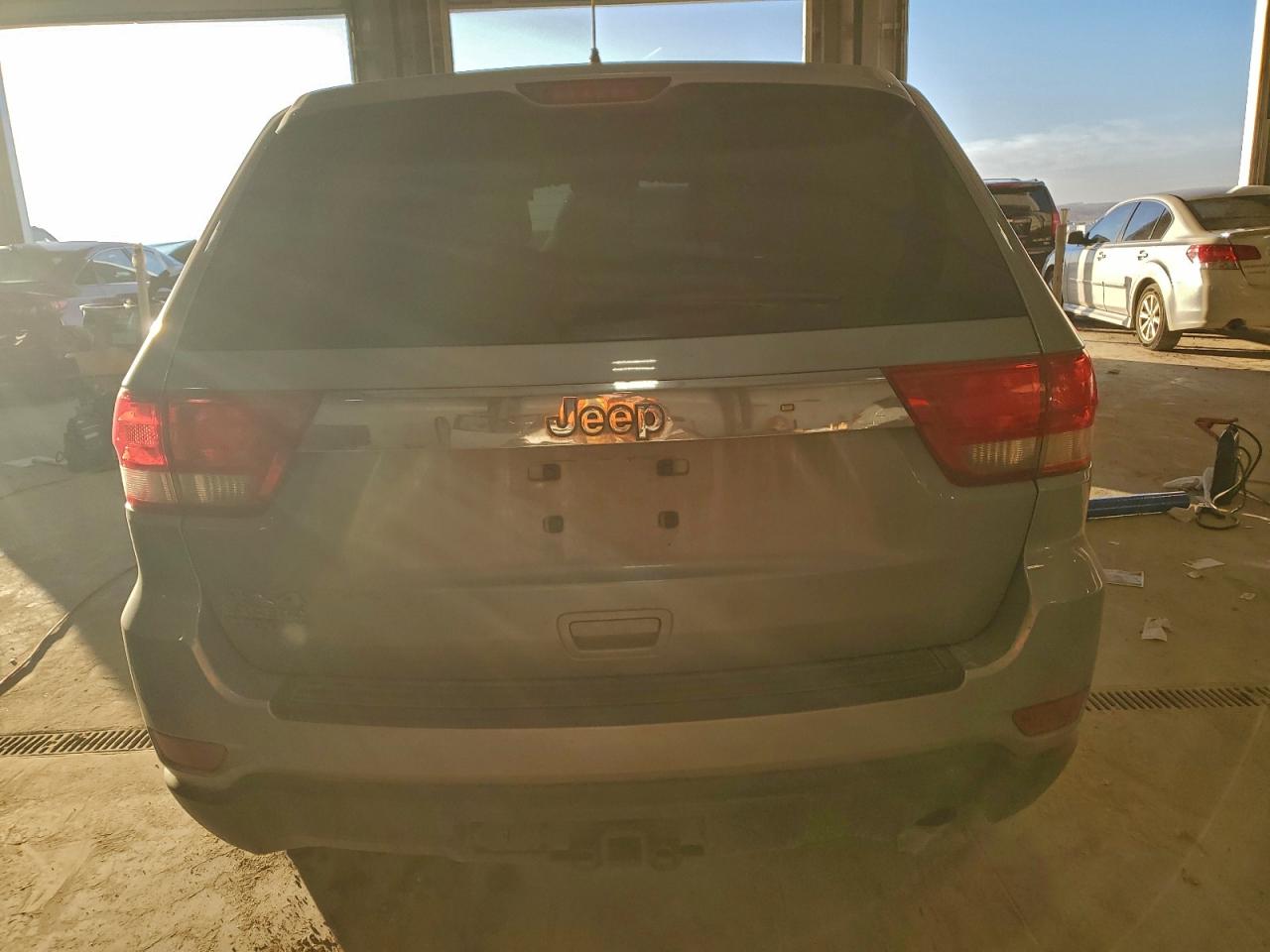 Jeep Grand Cherokee Laredo Image 5