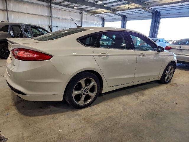 Ford Fusion Se Image 6