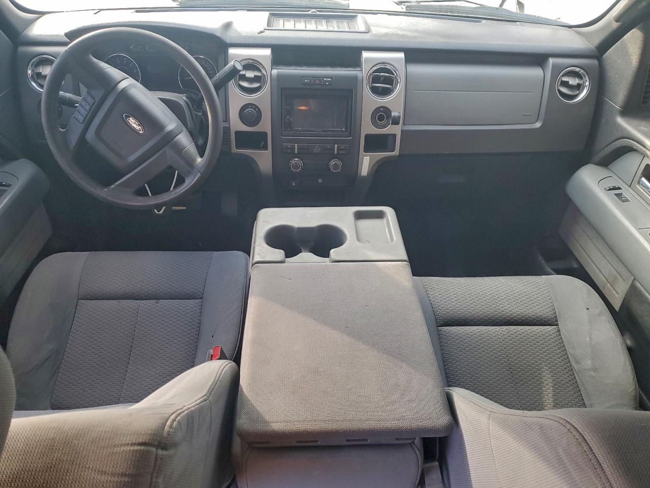 Ford F-150 Supercrew Image 3