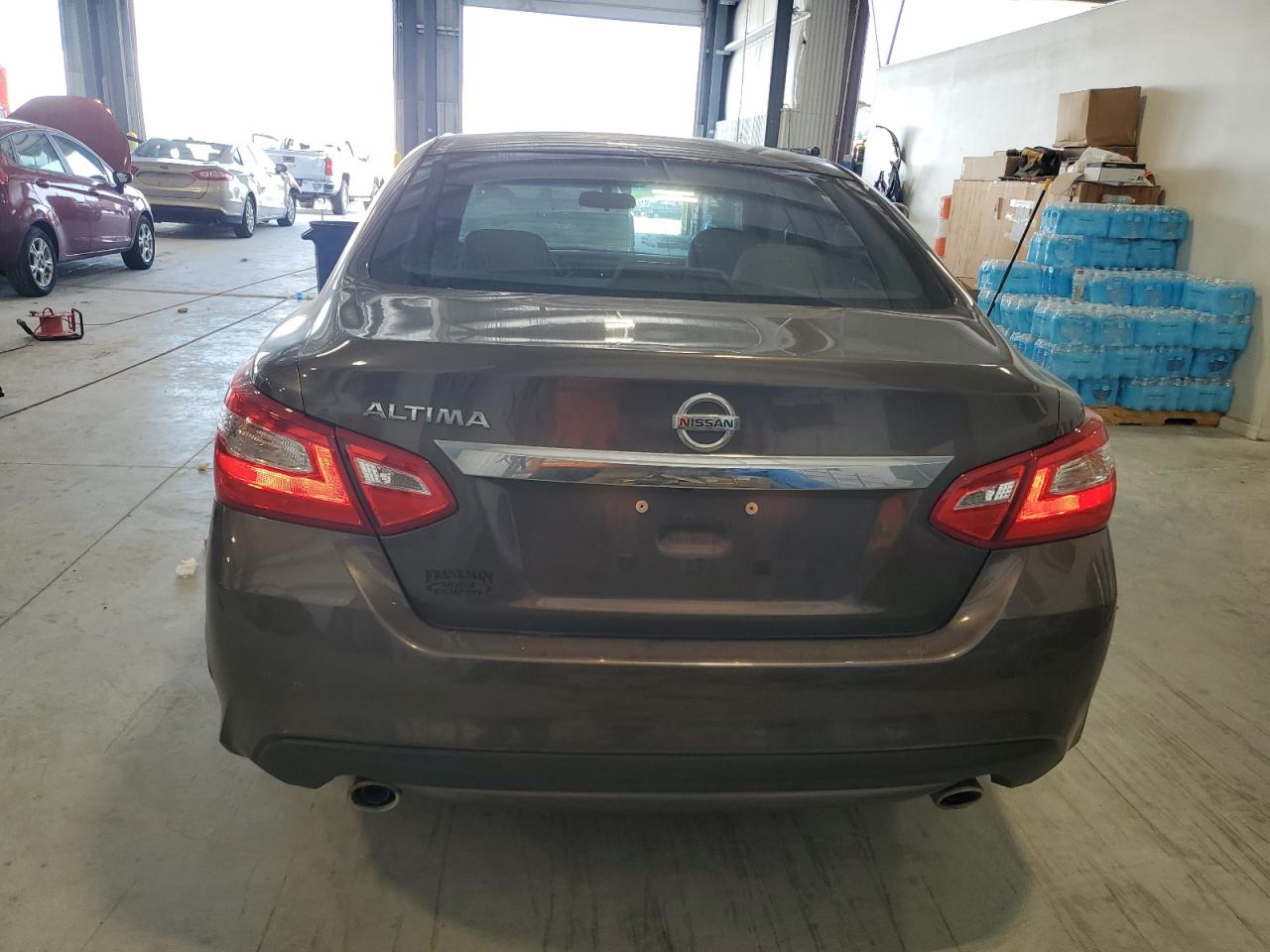 Nissan Altima 2.5 Image 4