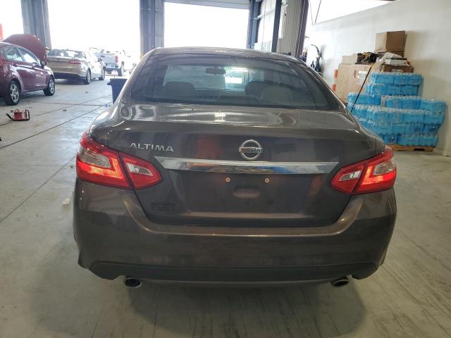 Nissan Altima 2.5 Image 4