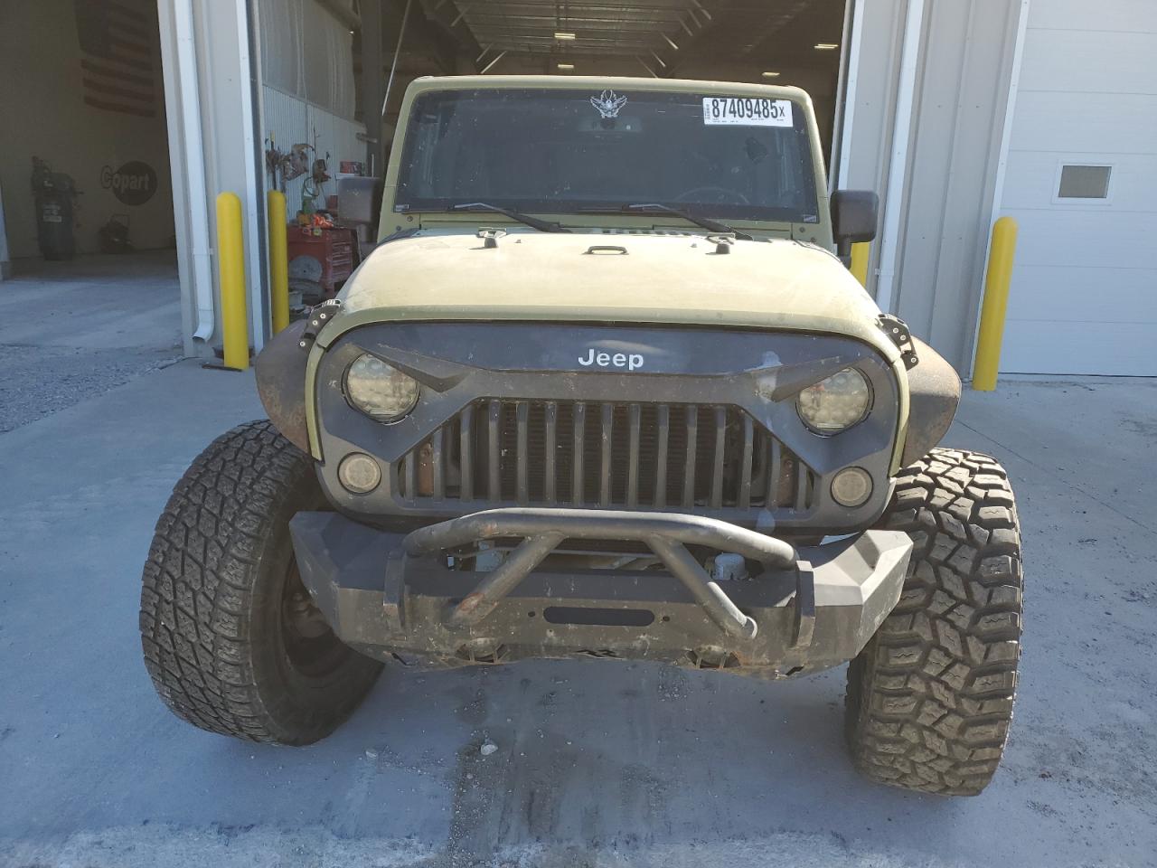 Jeep Wrangler Sport Image 2