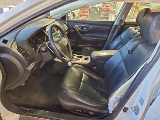 Nissan Altima 2.5 Image 10