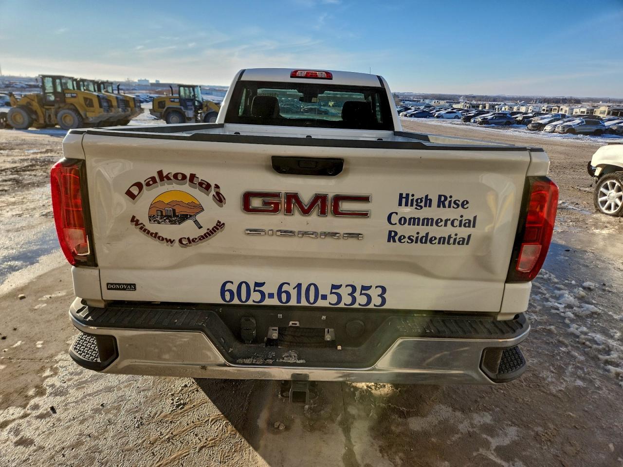 GMC Sierra C1500 Image 4