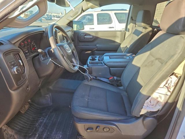 GMC Sierra C1500 Image 3