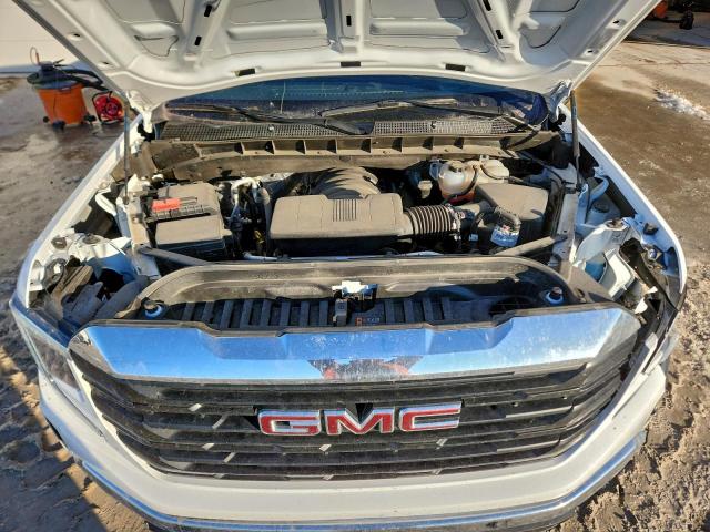 GMC Sierra C1500 Image 8