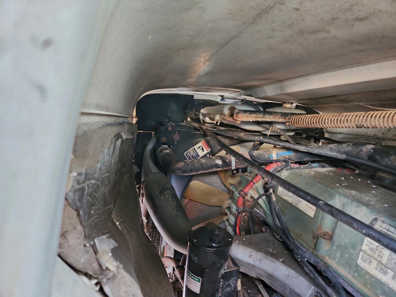 Freightliner Convention Fld120 Image 4