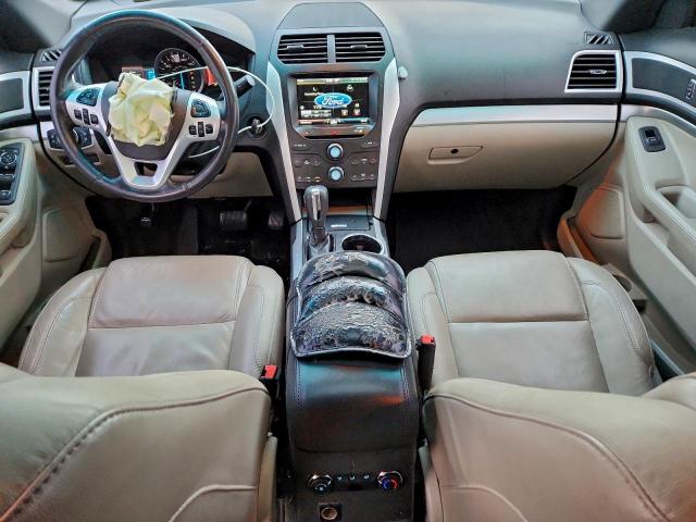 Ford Explorer Xlt Image 8