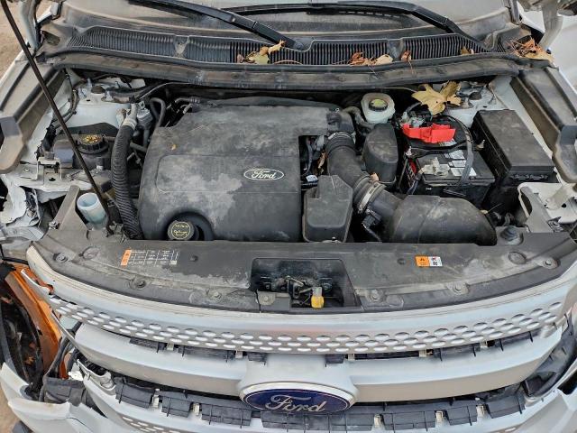 Ford Explorer Xlt Image 10