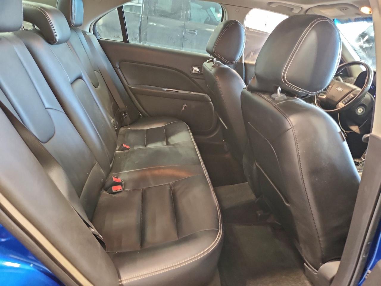 Ford Fusion Sel Image 10