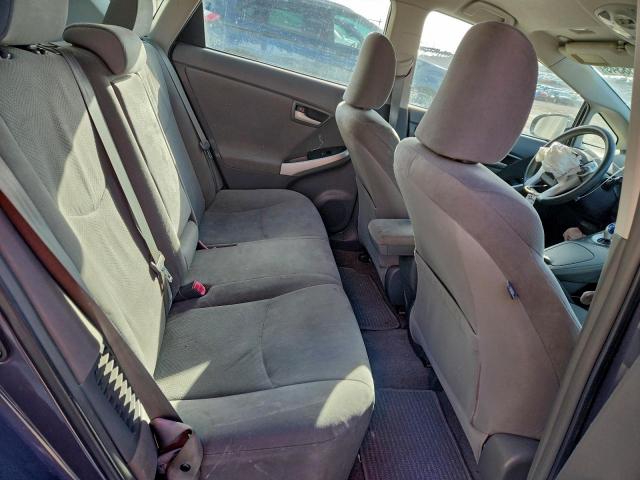 Toyota Prius Image 10