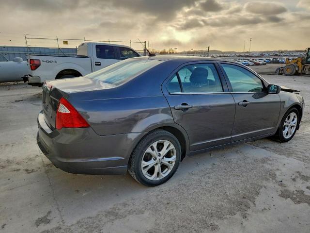 Ford Fusion Se Image 9