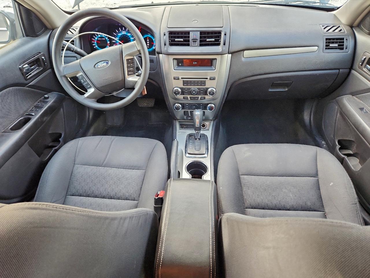 Ford Fusion Se Image 7