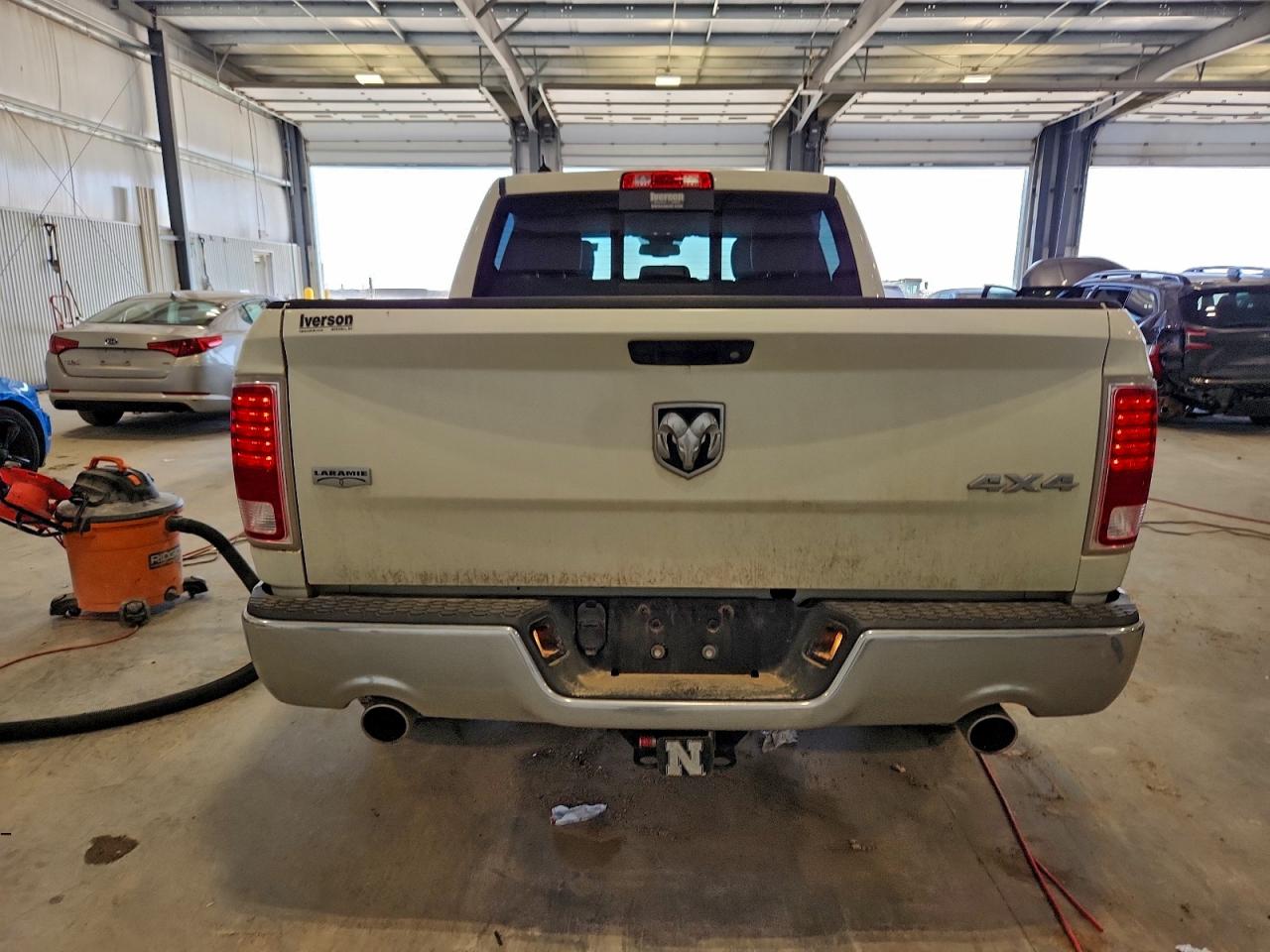 Ram 1500 Laramie Image 11