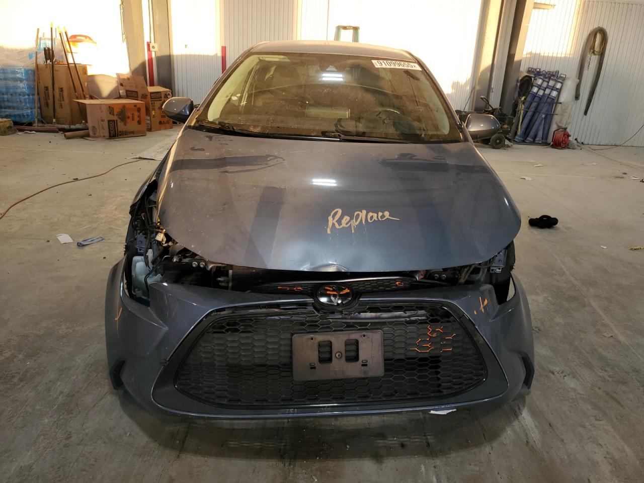 Toyota Corolla Le Image 10