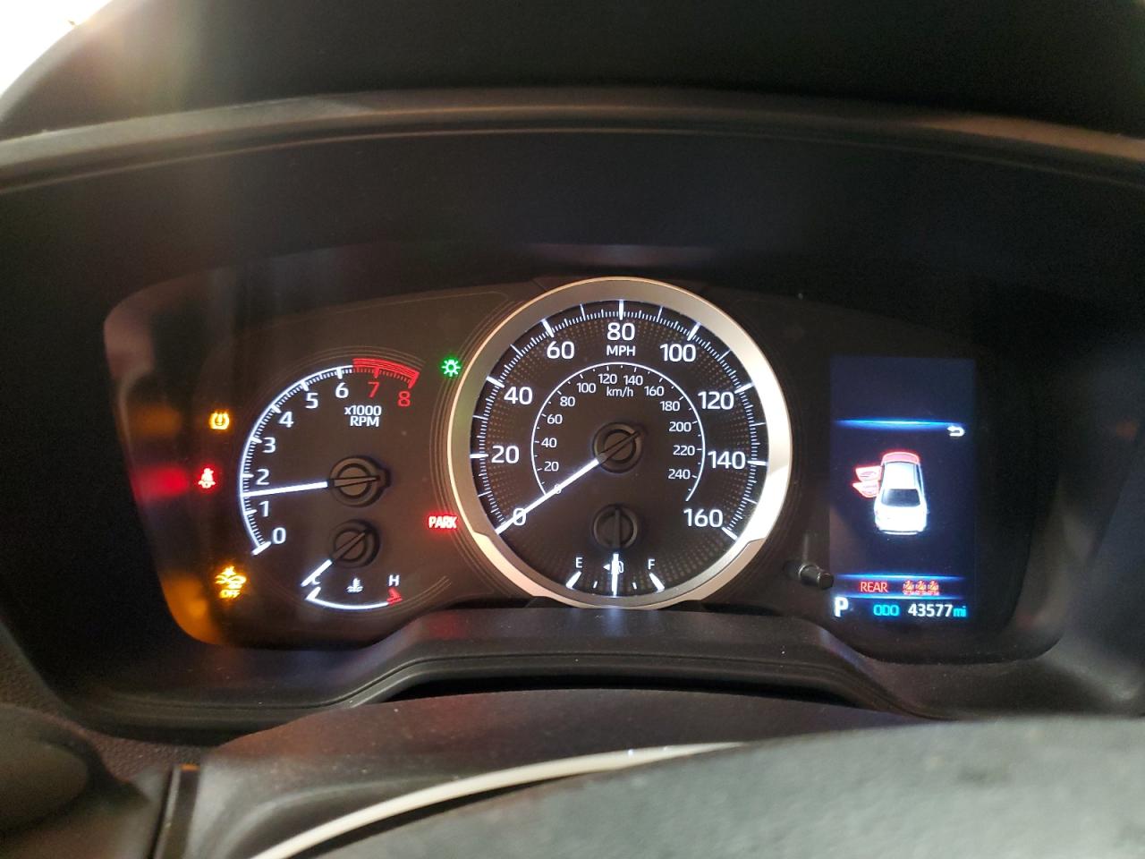 Toyota Corolla Le Image 5