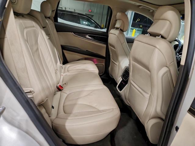 Lincoln Nautilus Select Image 3